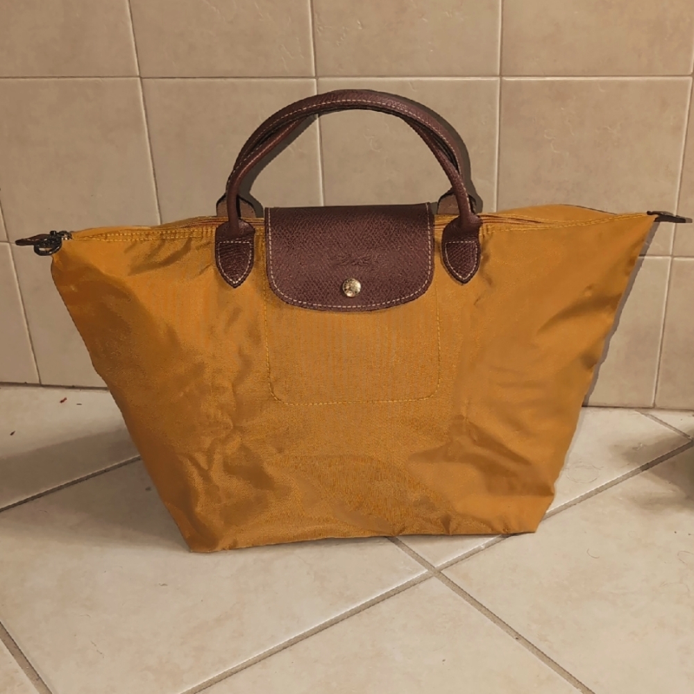Longchamp Le Pliage Type "M" in Fawn